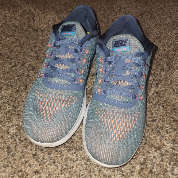 Nike Free RN - Picture 3 of 11